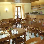 Communale A L'union 3* Gilly