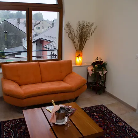 Communale A L'union 3* Gilly