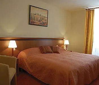 Communale A L'union Hotel 3*
