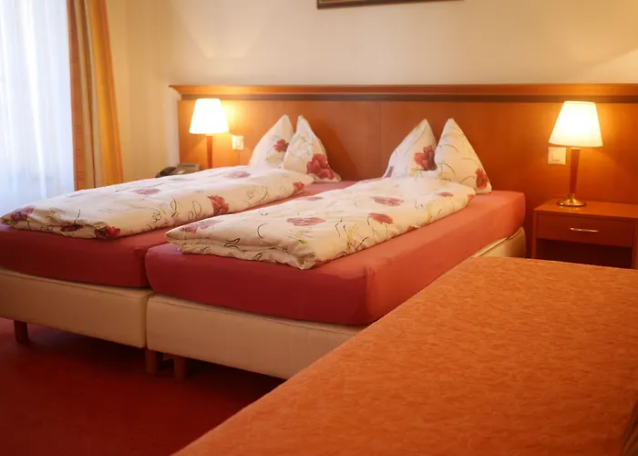 Communale A L'union Hotel 3*